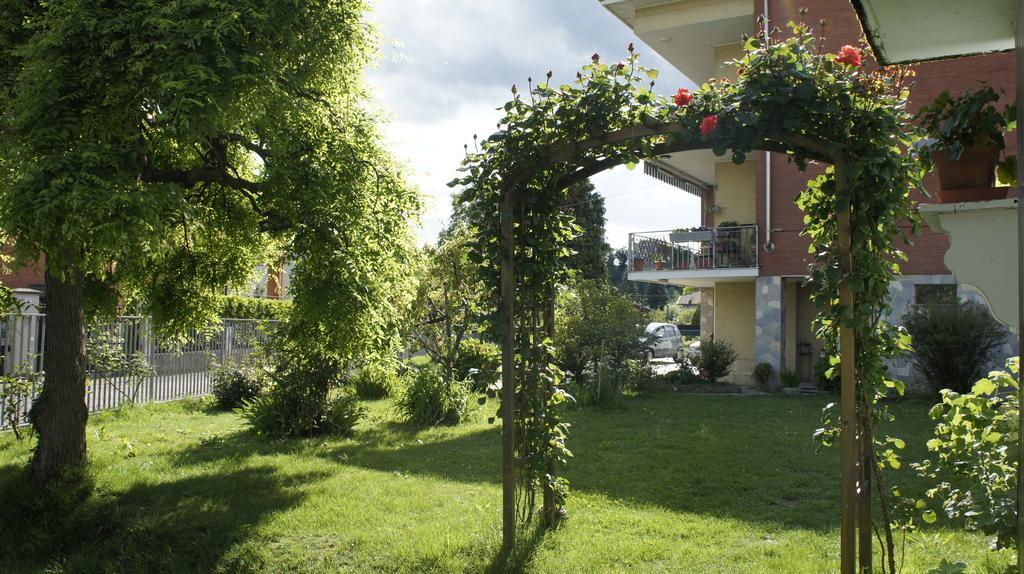 Il Piccione Viaggiatore Banchette D'Ivrea ภายนอก รูปภาพ